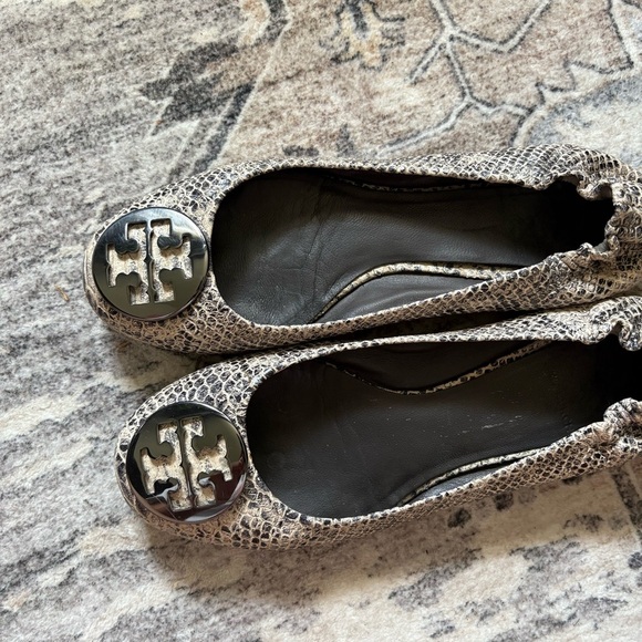 Tory Burch Snakeskin Ballerina Reva Flats size 7.5 - Picture 7 of 7